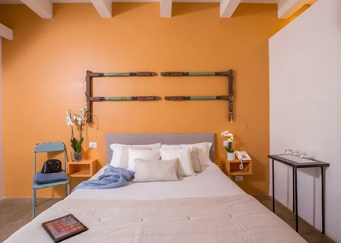 Intorno Al Fico 피우미치노